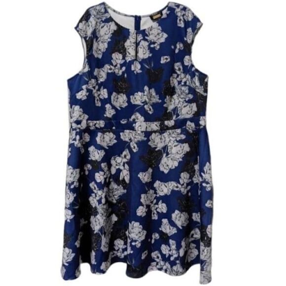 Alexia Admor Dresses & Skirts - Alexia Admor Dress Fit & Flare Mini Cap Sleeve Blue Floral Size 3X